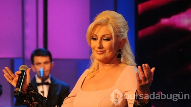Muazzez Ersoy şoförüne aşık oldu