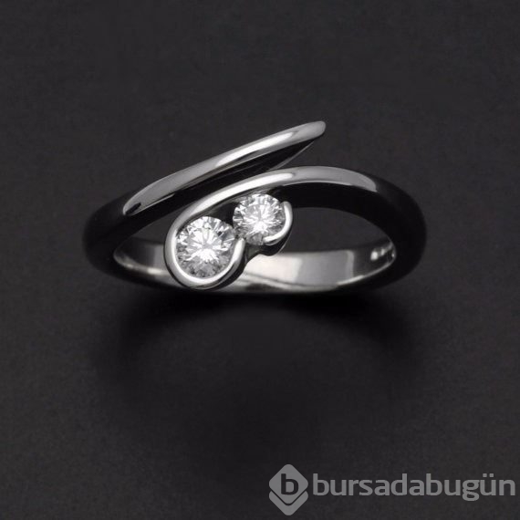 İlgi çekici yüzük modelleri