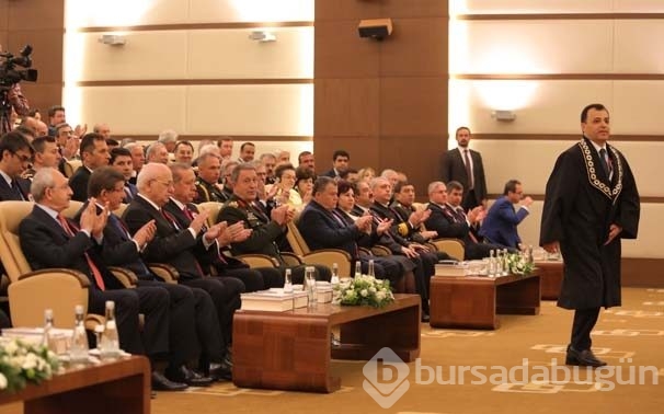 Erdoğan, Kılıçdaroğlu ile tokalaşmadı