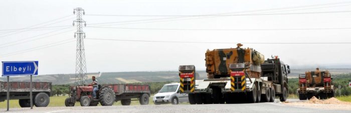 Kilis'e zırhlı araç sevkiyatı