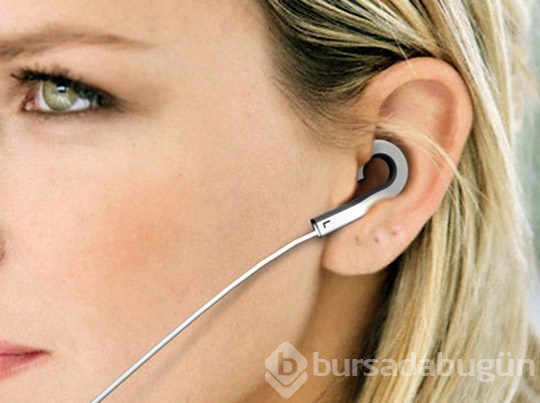 Bu küpelerle hem müzik dinleyip hem de şık olabilirsiniz