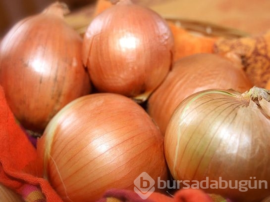 Kulak çınlamasına soğan çözümü