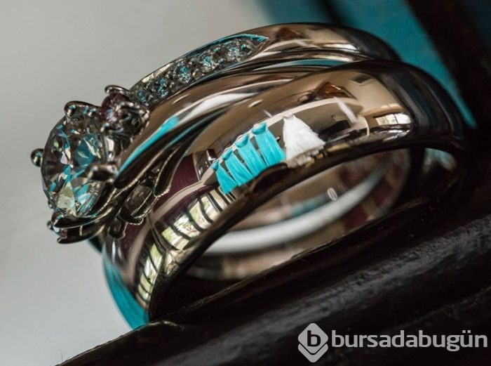 Düğün fotoğrafçılığında yeni boyut: Alyanslara yansıyan fotoğraflar