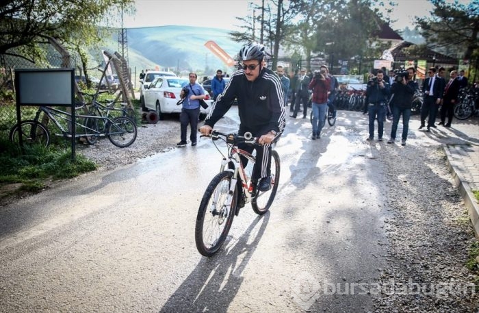 Bakanlar sağlıklı yaşam için pedal çevirdi