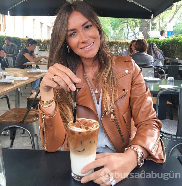 Gelinliğini kankası Zuhair Murad dikecek

