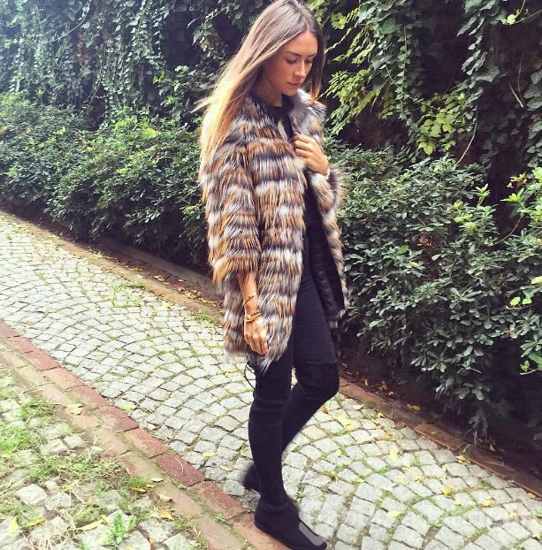Gelinliğini kankası Zuhair Murad dikecek
