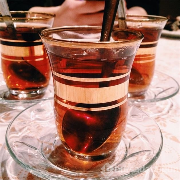 Hangi ülkede çay nasıl içilir ?	
