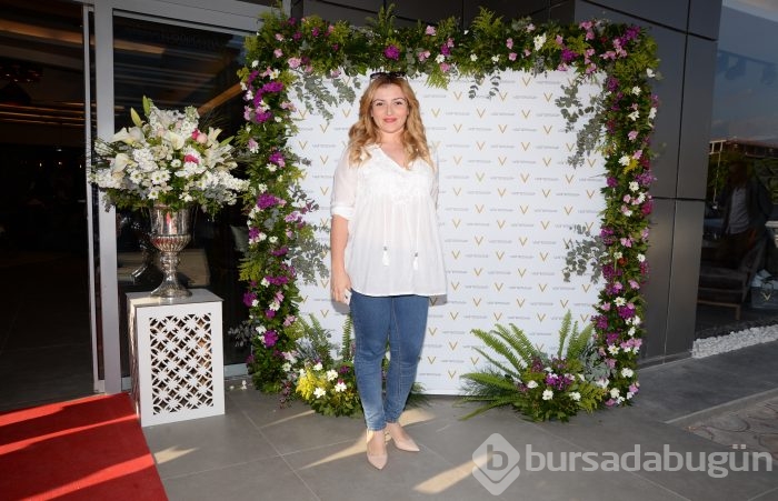Süpermodel Tülin Şahin ile "Bahara Merhaba"