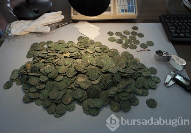 Su borularını tamir eden işçiler 600 kilo altın buldu
