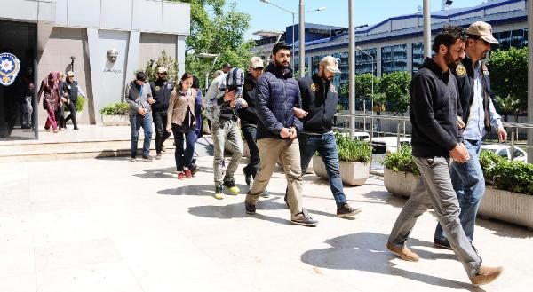 Bursa'daki canlı bomba saldırısında 17 kişi adliyeye sevk edildi