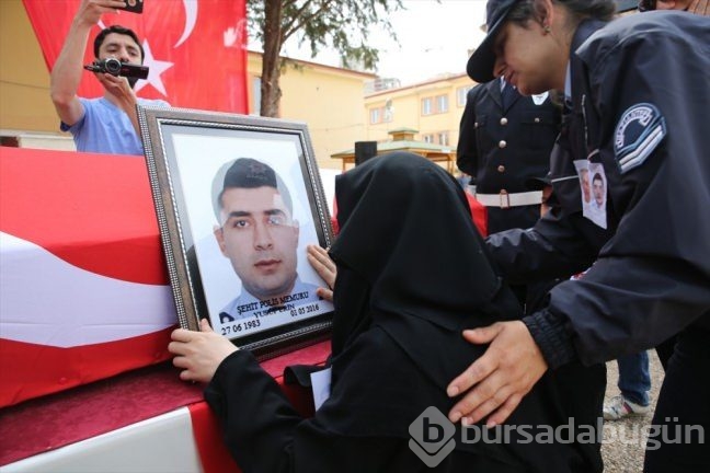 Gaziantep şehitlerini gözyaşlarıyla uğurladı