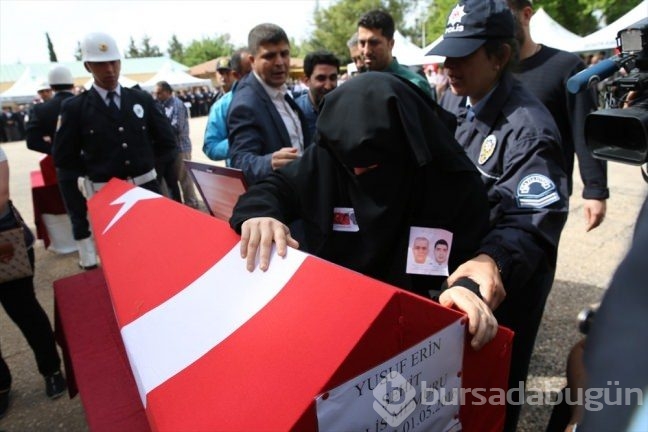 Gaziantep şehitlerini gözyaşlarıyla uğurladı