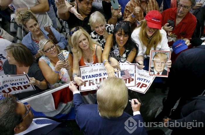Trump fanatiği kadınlar