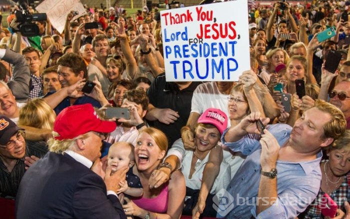 Trump fanatiği kadınlar
