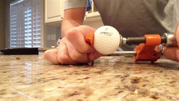 Golf topunun içinden bakın ne çıktı?