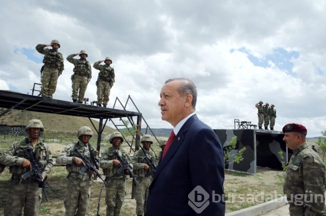 Cumhurbaşkanı Erdoğan'dan Özel Kuvvetlere sürpriz ziyaret