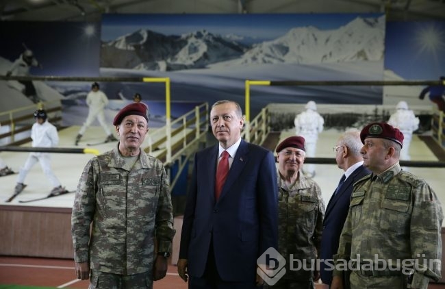 Cumhurbaşkanı Erdoğan'dan Özel Kuvvetlere sürpriz ziyaret