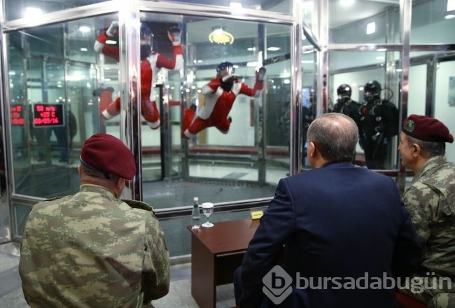 Cumhurbaşkanı Erdoğan'dan Özel Kuvvetlere sürpriz ziyaret
