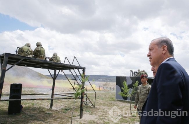 Cumhurbaşkanı Erdoğan'dan Özel Kuvvetlere sürpriz ziyaret