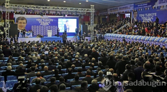 Davutoğlu çekiliyor! İşte dün yaşananlar