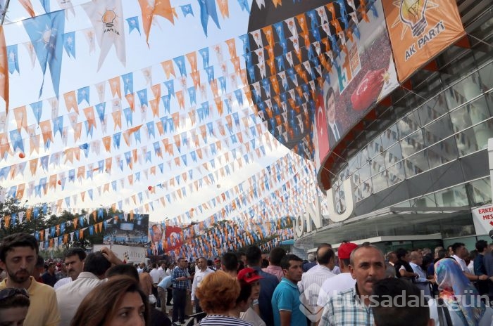 Davutoğlu çekiliyor! İşte dün yaşananlar