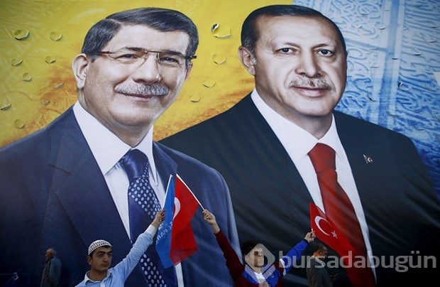 Erdoğan - Davutoğlu görüşmesi ve kongre kararı dünya basınında
