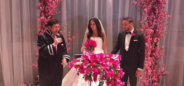 Cenk Tosun dünya evine girdi

