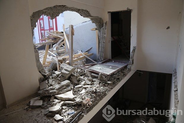 Kilis'e 3 roket mermisi atıldı
