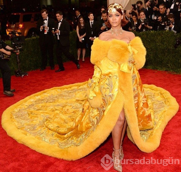 Rihanna'nın güzellik evrimi
