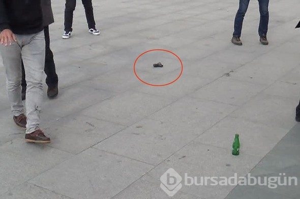 İşte Can Dündar'a saldırı anı
