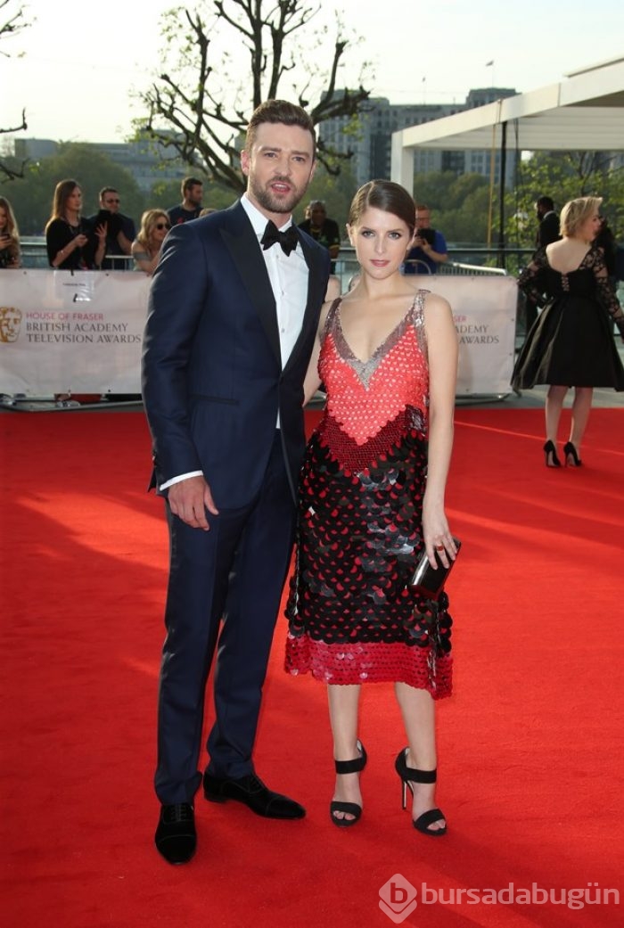 BAFTA ödül töreninde 'kırmızı halı' şıklığı
