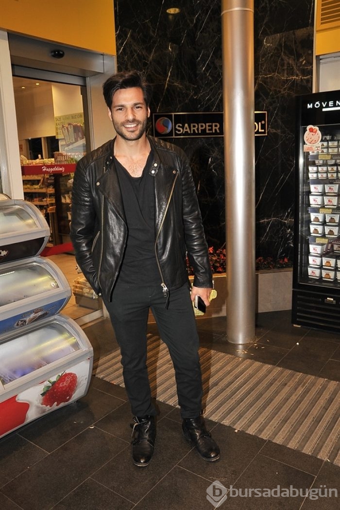 Serkan Çayoğlu: Aşk yok sadece arkadaşız