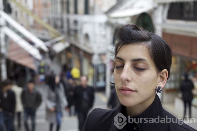 Bu kadın depremleri anında hissedebiliyor