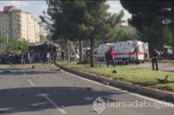 Diyarbakır'da kent merkezine bombalı saldırı!