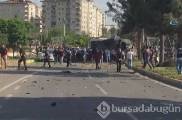 Diyarbakır'da kent merkezine bombalı saldırı!
