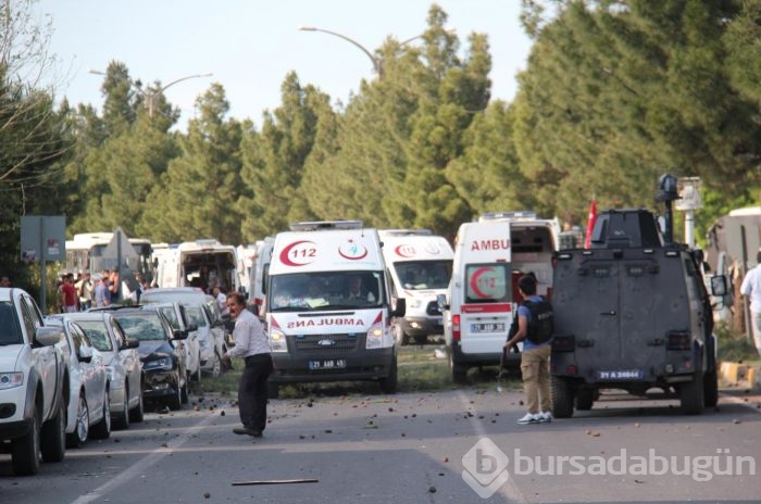 Diyarbakır'da kent merkezine bombalı saldırı!