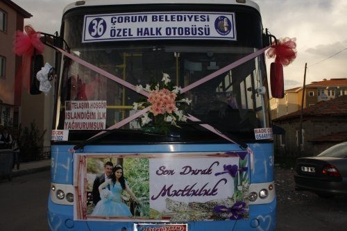 Evlendirirken güldüren gelin arabaları!