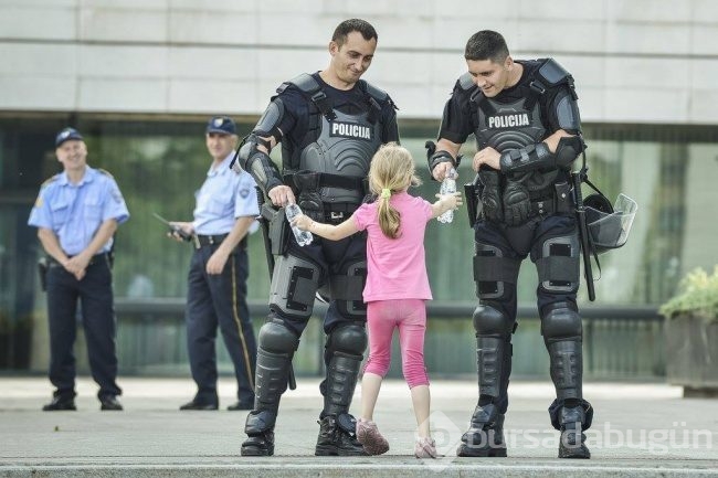 Dünya her şeye rağmen yaşamaya değer dedirten kareler