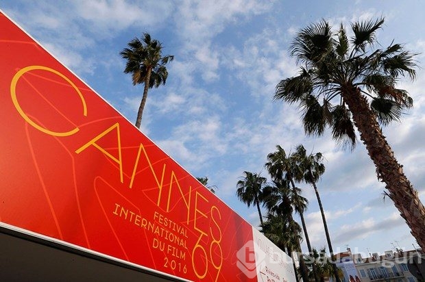 Cannes'da perde açılıyor
