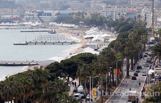 Cannes'da perde açılıyor
