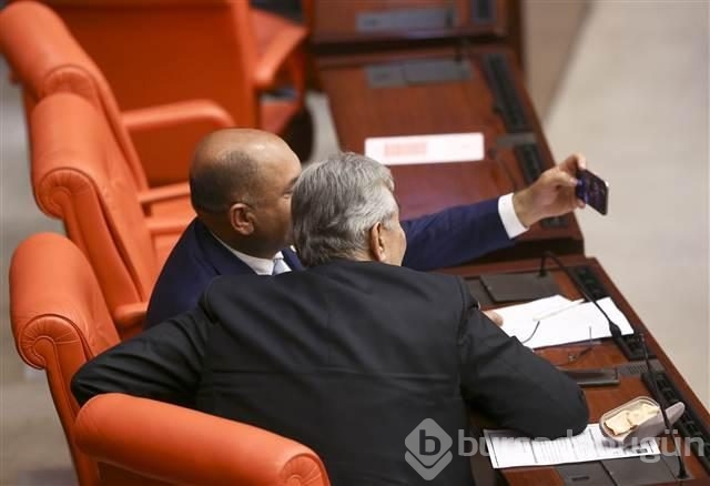 Deniz Baykal fotoğrafını internette görünce
