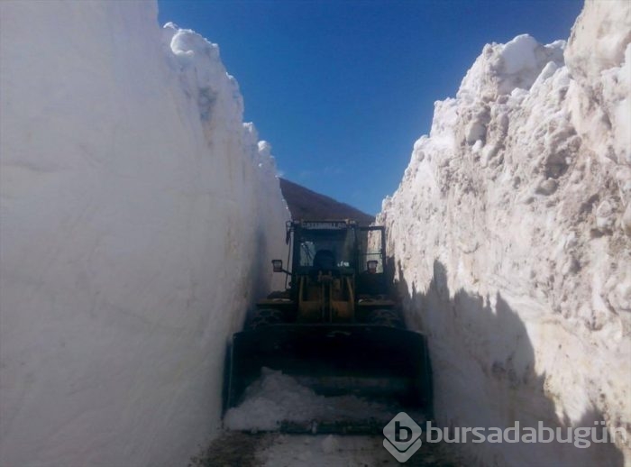 Mayıs ayında kar mücadelesi