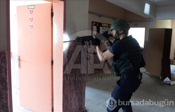 Teröristler atık su şebekelerini kullanıyor