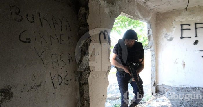 Teröristler atık su şebekelerini kullanıyor