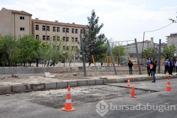 Diyarbakır'daki saldırıda 200 kiloluk bomba kullanılmış!