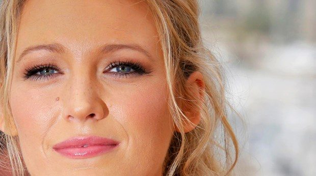 Blake Lively tüm ilgiyi çekti
