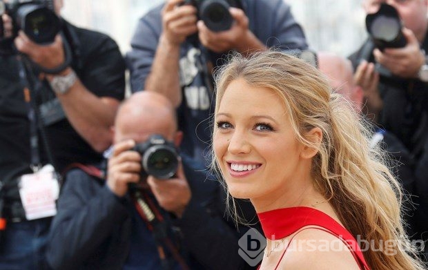 Blake Lively tüm ilgiyi çekti
