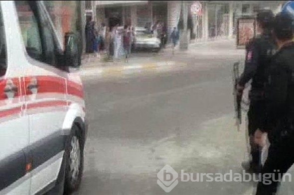 İstanbul'da askeri kışlanın karşısında patlama
