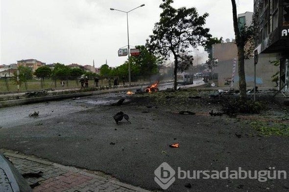 İstanbul'da askeri kışlanın karşısında patlama