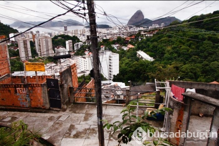 Rio'da alternatif 'gecekondu' tatili